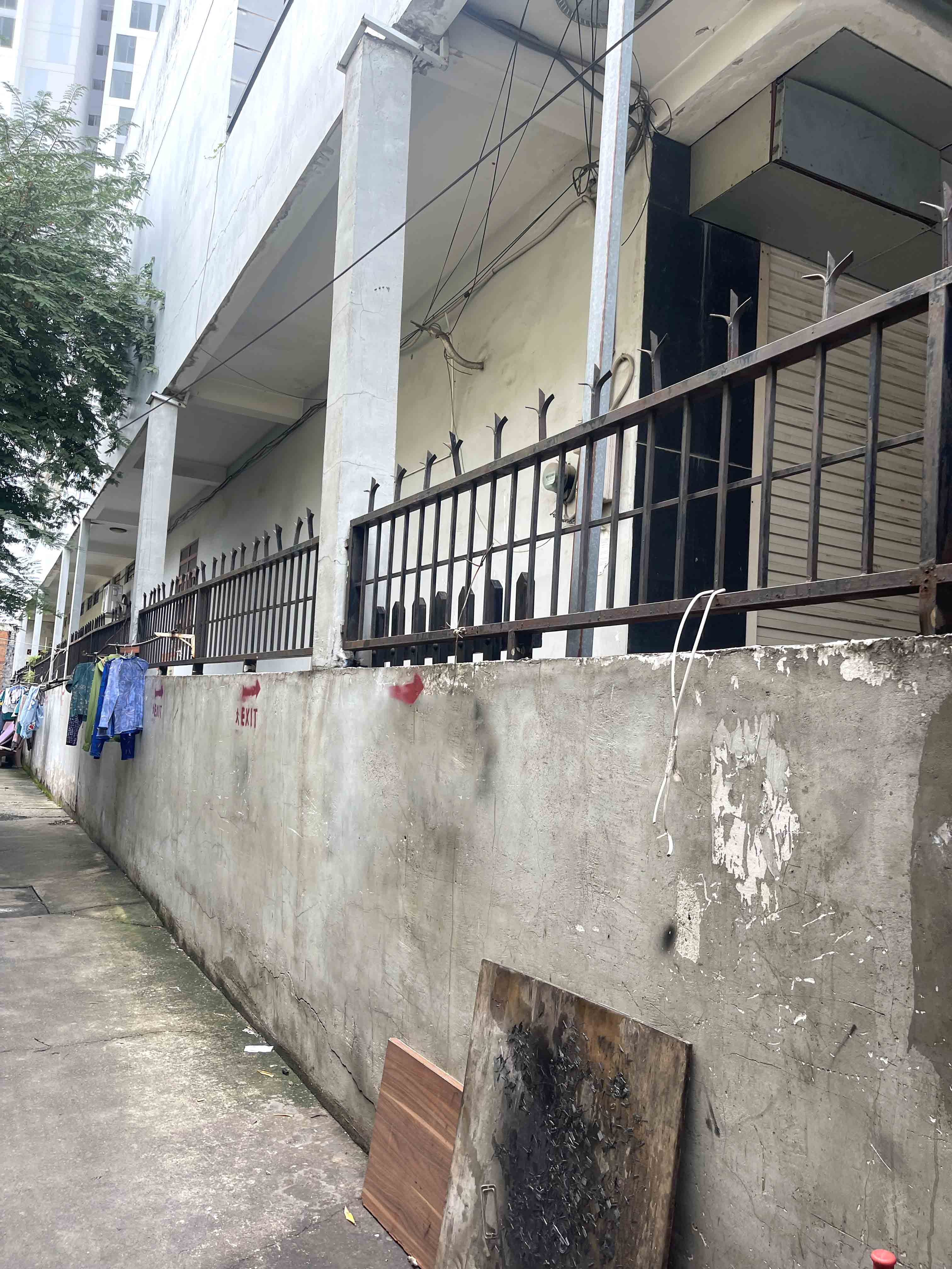 Giảm Sốc 2 Tỷ Bán Gấp  Nhà 3 Tầng Hẻm Xe Tải 235m2 QL 13 Hiệp Bình Phước Thủ Đức Chỉ 14.5 tỷ - Ảnh 1